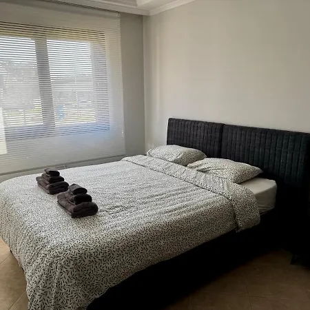 In A Complex With Pool And Perfect Location * Сіде